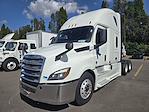 Used 2019 Freightliner Cascadia Sleeper Cab 6x4, Semi Truck for sale #815033 - photo 4