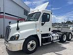 Used 2019 Freightliner Cascadia Day Cab 6x4, Semi Truck for sale #866492 - photo 1