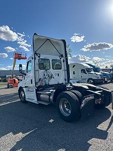 Used 2021 Freightliner Cascadia Day Cab 4x2, Semi Truck for sale #200341 - photo 2