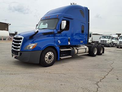 Used 2020 Freightliner Cascadia Sleeper Cab 6x4, Semi Truck for sale #284631 - photo 1