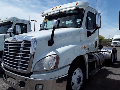 Used 2014 Freightliner Cascadia 6x4, Semi Truck for sale #538289 - photo 1