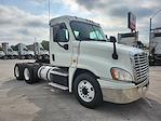 Used 2016 Freightliner Cascadia Day Cab 6x4, Semi Truck for sale #655221 - photo 4