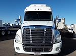 Used 2016 Freightliner Cascadia 6x4, Semi Truck for sale #661229 - photo 5