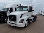 Used 2017 Volvo VNL 6x4, Semi Truck for sale #664353 - photo 1