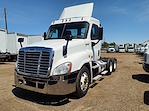 Used 2016 Freightliner Cascadia Day Cab 6x4, Semi Truck for sale #669767 - photo 1