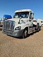 Used 2018 Freightliner Cascadia Day Cab 6x4, Semi Truck for sale #755306 - photo 1