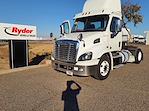 Used 2018 Freightliner Cascadia Day Cab 4x2, Semi Truck for sale #785457 - photo 1