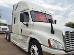 Used 2018 Freightliner Cascadia Sleeper Cab 6x4, Semi Truck for sale #786262 - photo 6