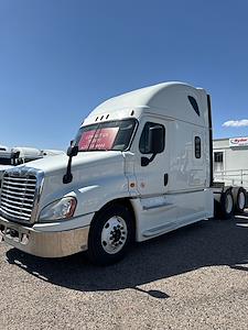 Used 2019 Freightliner Cascadia Sleeper Cab 6x4, Semi Truck for sale #813204 - photo 1