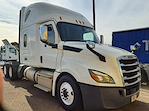 Used 2019 Freightliner Cascadia Sleeper Cab 6x4, Semi Truck for sale #863595 - photo 3