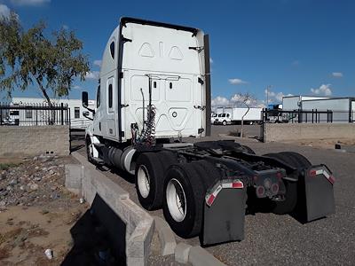 Used 2020 Freightliner Cascadia Sleeper Cab 6x4, Semi Truck for sale #894983 - photo 2
