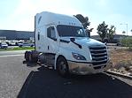 Used 2020 Freightliner Cascadia Sleeper Cab 6x4, Semi Truck for sale #894983 - photo 4
