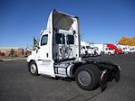 Used 2020 Freightliner Cascadia Day Cab 4x2, Semi Truck for sale #895496 - photo 8