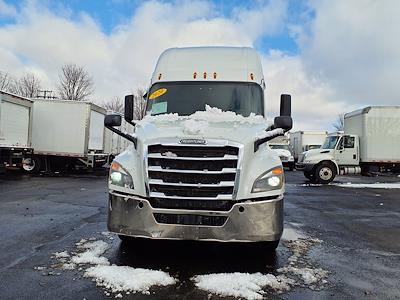 Used 2020 Freightliner Cascadia Sleeper Cab 6x4, Semi Truck for sale #274288 - photo 2