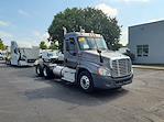 Used 2015 Freightliner Cascadia Day Cab 6x4, Semi Truck for sale #351108 - photo 4