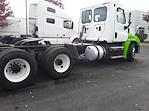 Used 2016 Freightliner Cascadia Day Cab 6x4, Semi Truck for sale #374249 - photo 5