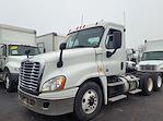 Used 2016 Freightliner Cascadia Day Cab 6x4, Semi Truck for sale #381702 - photo 1