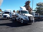 Used 2019 Freightliner Cascadia Day Cab 6x4, Semi Truck for sale #584929 - photo 4