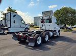 Used 2019 Freightliner Cascadia Day Cab 6x4, Semi Truck for sale #584941 - photo 5