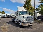 Used 2016 Freightliner Cascadia Day Cab 6x4, Semi Truck for sale #644087 - photo 4