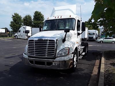 Used 2016 Freightliner Cascadia Day Cab 6x4, Semi Truck for sale #644093 - photo 1