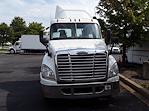 Used 2016 Freightliner Cascadia Day Cab 6x4, Semi Truck for sale #644093 - photo 3