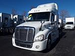 Used 2016 Freightliner Cascadia Sleeper Cab 6x4, Semi Truck for sale #661234 - photo 1