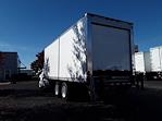 Used 2017 Freightliner Cascadia Day Cab 6x4, Box Truck for sale #667287 - photo 2