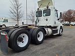 Used 2016 Freightliner Cascadia Day Cab 6x4, Semi Truck for sale #672544 - photo 5