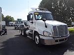 Used 2016 Freightliner Cascadia Day Cab 6x4, Semi Truck for sale #672545 - photo 3