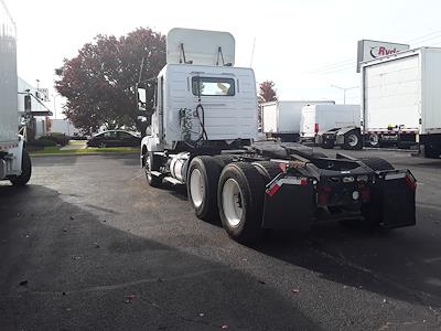 Used 2018 Volvo VNL 6x4, Semi Truck for sale #681436 - photo 2