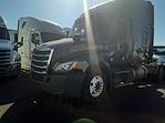 Used 2018 Freightliner Cascadia Sleeper Cab 6x4, Semi Truck for sale #775711 - photo 5