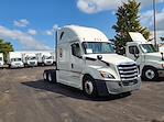 Used 2018 Freightliner Cascadia Sleeper Cab 6x4, Semi Truck for sale #802744 - photo 4