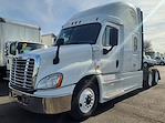 Used 2018 Freightliner Cascadia Sleeper Cab 6x4, Semi Truck for sale #814522 - photo 1
