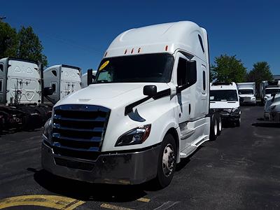 Used 2019 Freightliner Cascadia Sleeper Cab 6x4, Semi Truck for sale #864174 - photo 1