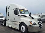 Used 2019 Freightliner Cascadia Sleeper Cab 6x4, Semi Truck for sale #864186 - photo 8