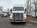 Used 2019 Freightliner Cascadia Sleeper Cab 6x4, Semi Truck for sale #875234 - photo 3