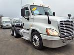 Used 2019 Freightliner Cascadia Day Cab 6x4, Semi Truck for sale #875237 - photo 4