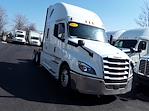 Used 2019 Freightliner Cascadia Sleeper Cab 6x4, Semi Truck for sale #880894 - photo 4