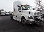 Used 2020 Freightliner Cascadia Sleeper Cab 6x4, Semi Truck for sale #881102 - photo 4