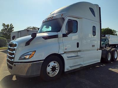 Used 2020 Freightliner Cascadia Sleeper Cab 6x4, Semi Truck for sale #881275 - photo 1