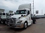 Used 2019 Freightliner Cascadia 116 Day Cab 4x2, Semi Truck for sale #270062 - photo 1