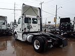 Used 2019 Freightliner Cascadia 116 Day Cab 4x2, Semi Truck for sale #270069 - photo 2