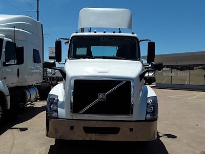 Used 2016 Volvo VNL 4x2, Semi Truck for sale #384097 - photo 1