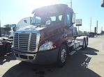 Used 2015 Freightliner Cascadia 6x4, Semi Truck for sale #637715 - photo 3