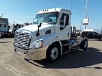 Used 2016 Freightliner Cascadia Day Cab 4x2, Semi Truck for sale #655211 - photo 1