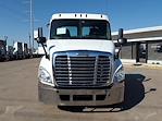 Used 2016 Freightliner Cascadia Day Cab 4x2, Semi Truck for sale #655211 - photo 3