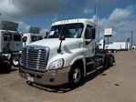 Used 2016 Freightliner Cascadia Day Cab 6x4, Semi Truck for sale #655218 - photo 3