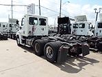 Used 2016 Freightliner Cascadia Day Cab 6x4, Semi Truck for sale #655218 - photo 1