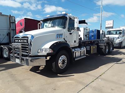 Used 2016 Mack GU813 6x4, Cab Chassis for sale #657360 - photo 1